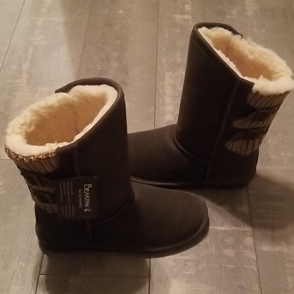 NEW w Tags! BearPaw Clara Womens Boot